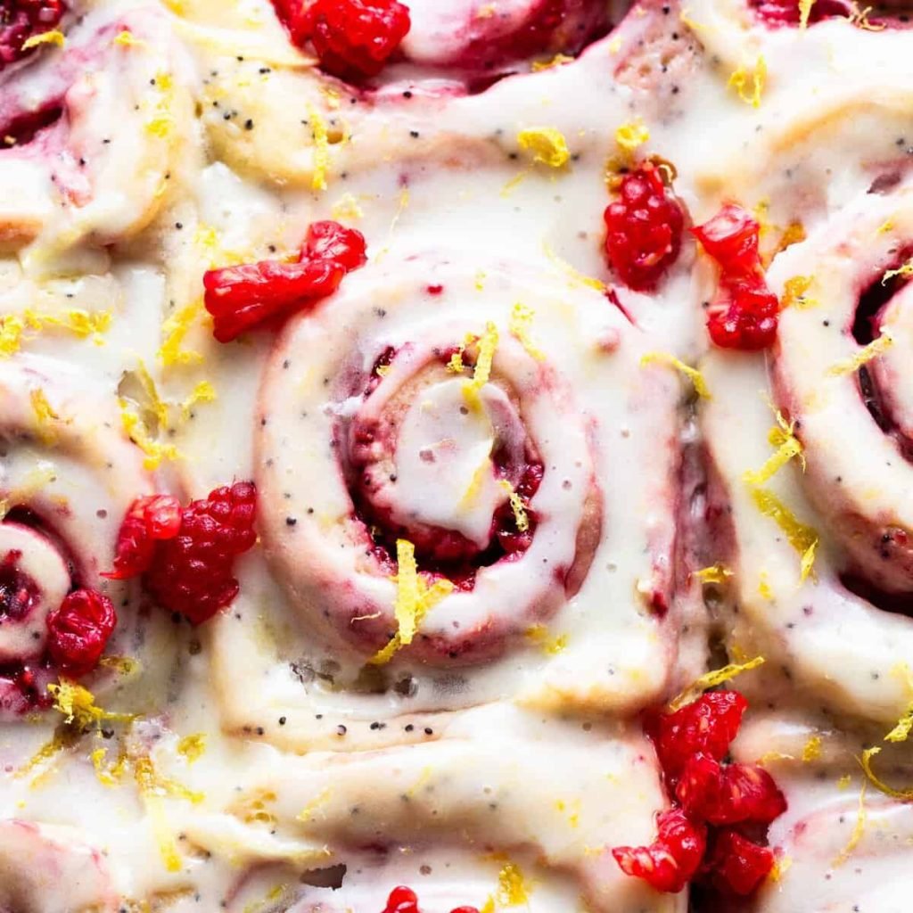 Raspberry Lemon Poppy Seed Rolls

 – healblogger